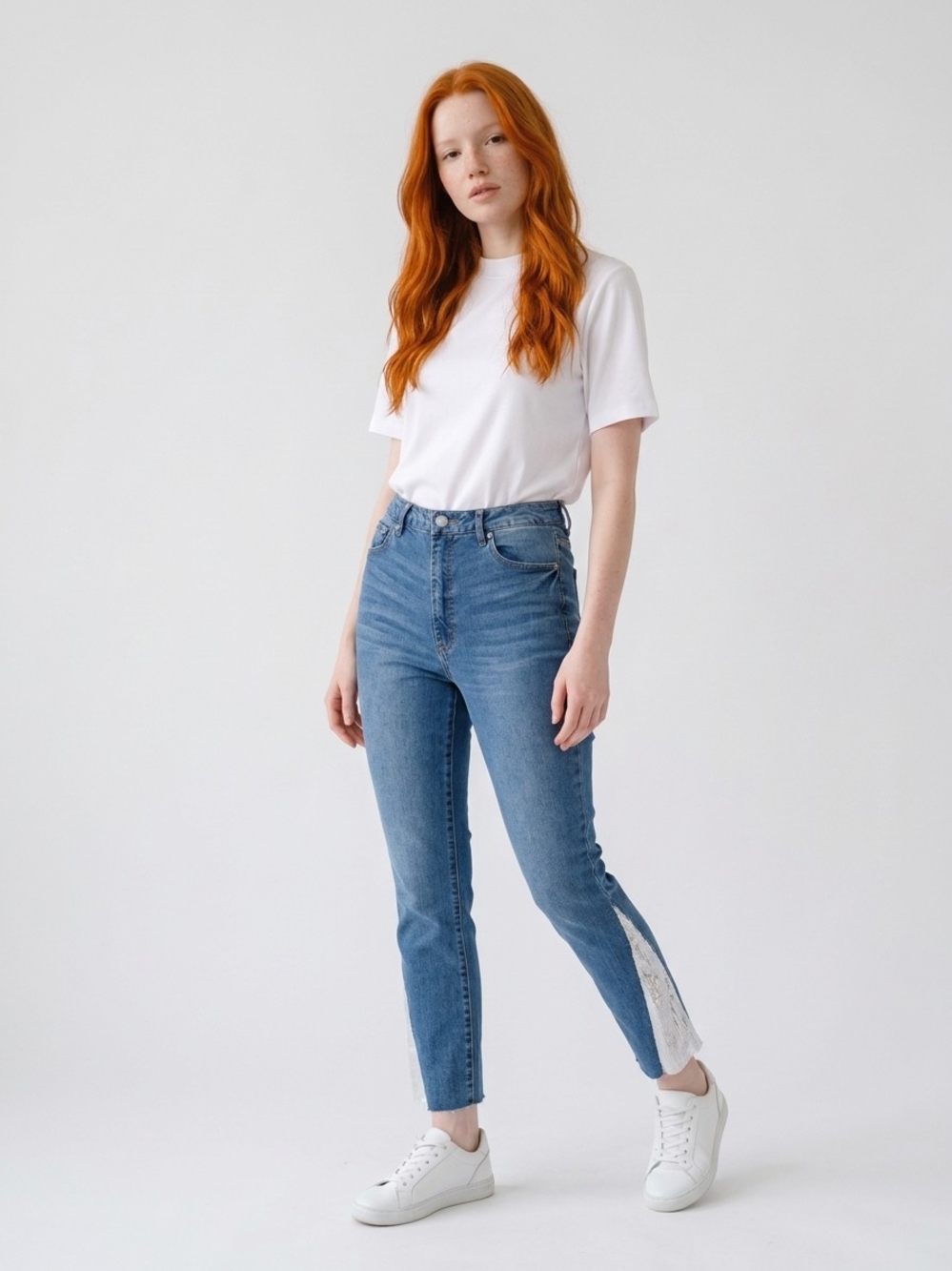 NWT RACHEL Rachel Roy Blue Straight-Leg Jeans with Side Sequin Panel Misses 29